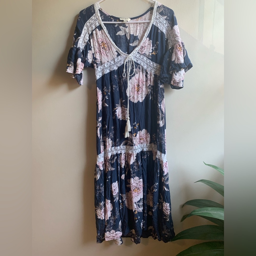 8. Umgee Flutter Sleeve V-Neck Maxi Sundress